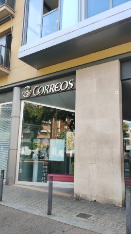 Oficina de Correos en Barcelona (08027)