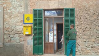 Correos en Cas Concos