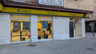 Oficina de Correos en Granada (18014)