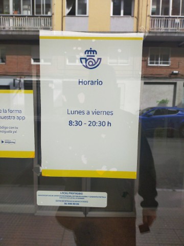 Oficina de Correos en León (24007)