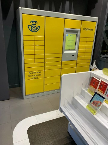 Oficina de Correos en Málaga (29010)